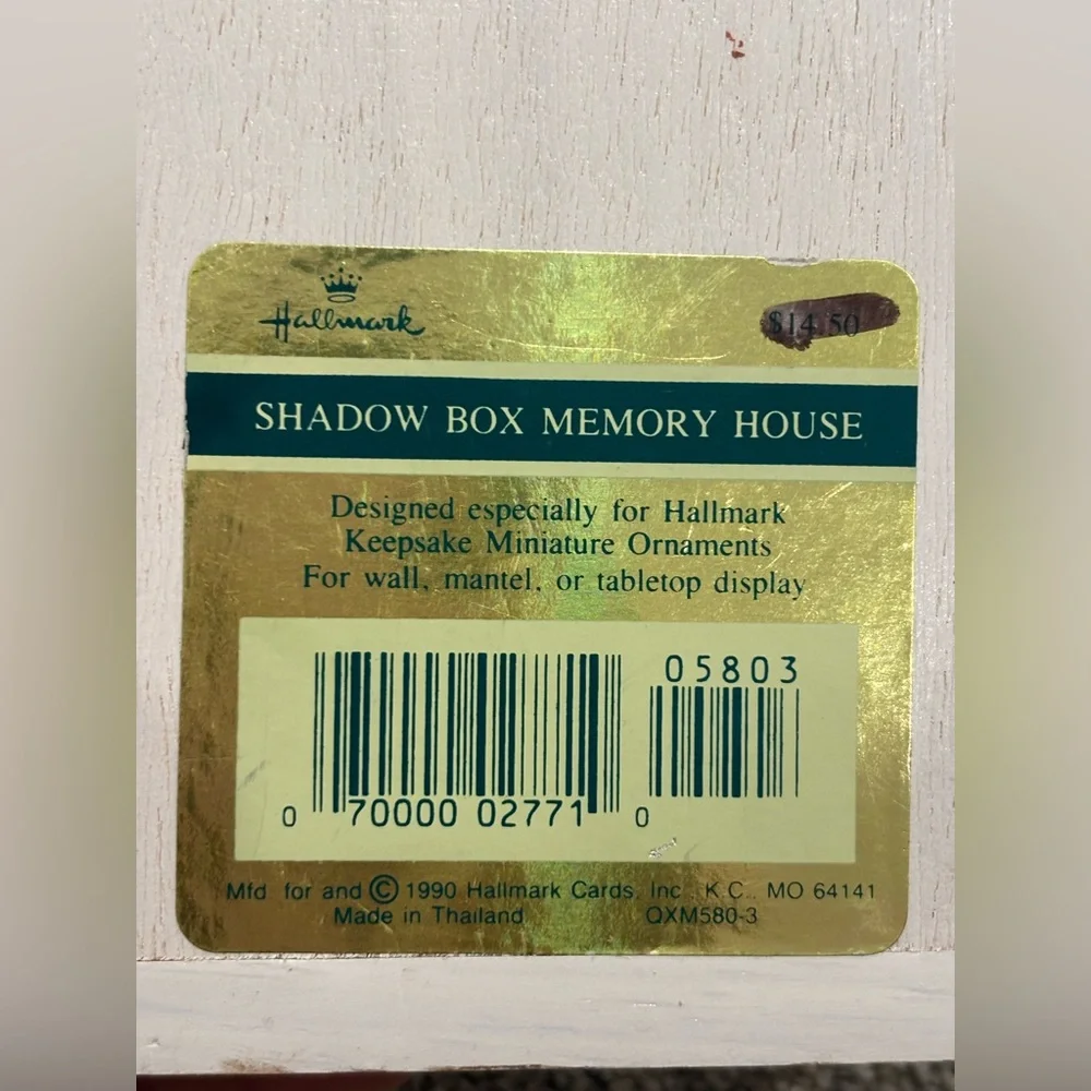 Vintage Hallmark Shadow Box Memory House Mini Ornament Display Keepsake